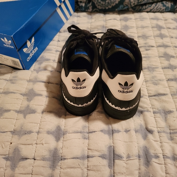 Adidas superstar mens size 8.5 black and white - Picture 5 of 8
